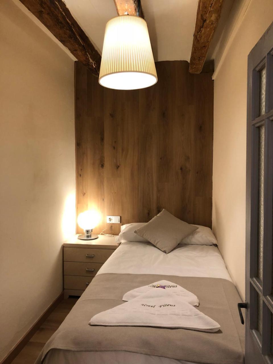 Apartament Piteus Centre San Lorenzo de Morunys Εξωτερικό φωτογραφία